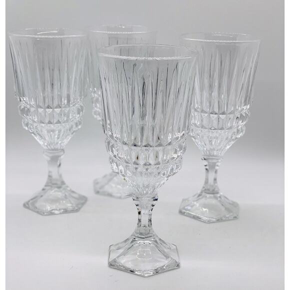 Fostoria Heritage Wine Glass set of 4 6oz 6 1/8" x 2 3/4" 147125 - Picture 6 of 8